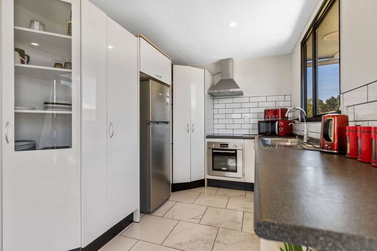 Photo of property in 85b Pohutukawa Drive, Owhata, Rotorua, 3010