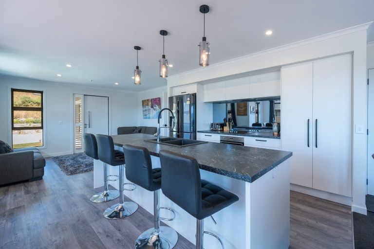 Photo of property in 30 Katania Heights, Brightwater, 7022