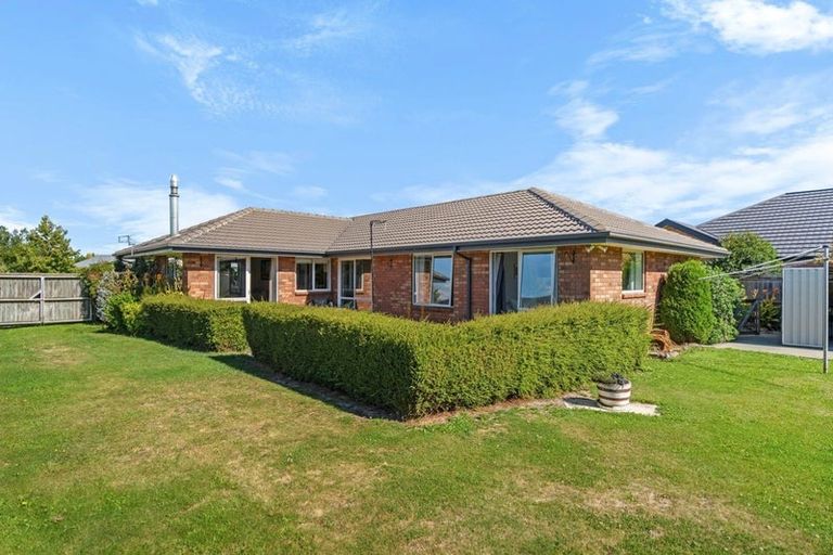 Photo of property in 21 Marlowe Place, Rolleston, 7614