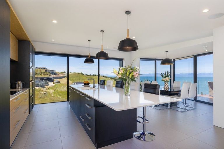 Photo of property in 3 Tarepa Court, Kaiteriteri, Motueka, 7197