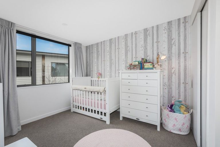 Photo of property in 14/7u Handyside Street, Tawa, Wellington, 5028