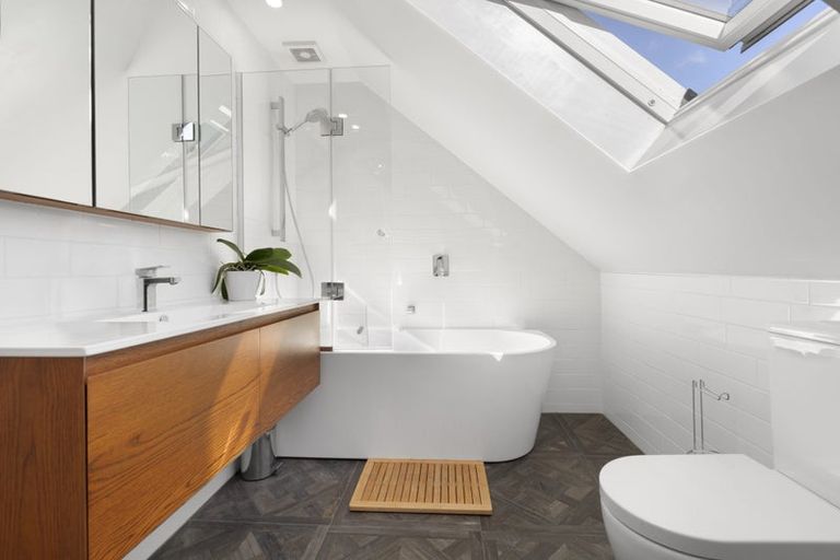 Photo of property in 129 Paremoremo Road, Lucas Heights, Auckland, 0632