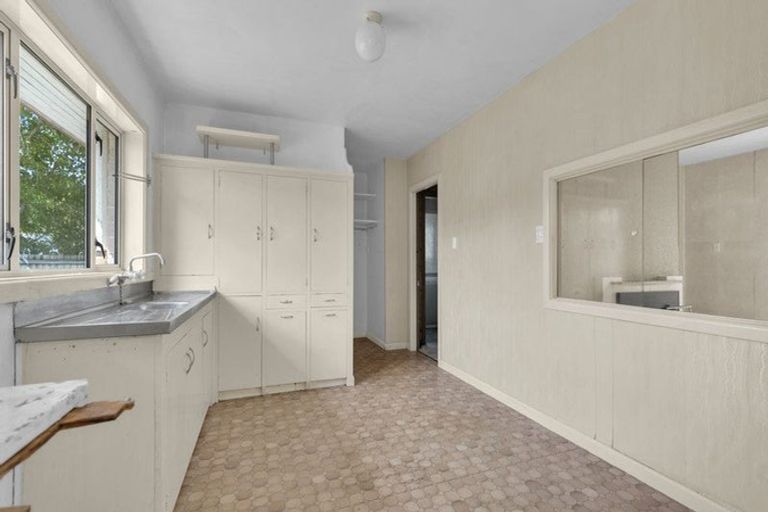Photo of property in 48 Cranbrook Avenue, Burnside, Christchurch, 8053