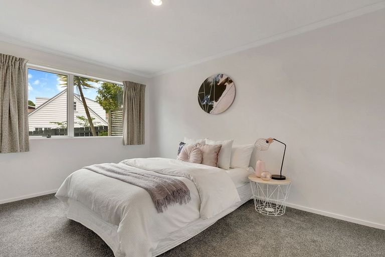 Photo of property in 63a Larsen Crescent, Tawa, Wellington, 5028