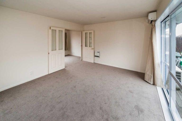 Photo of property in 2/38 Maxwell Street, Riccarton, Christchurch, 8041