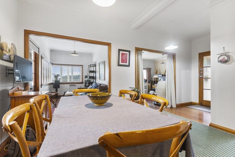 Photo of property in 26 Bonithon Avenue, Moturoa, New Plymouth, 4310