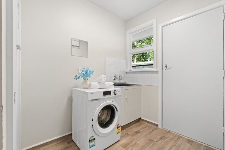 Photo of property in 115 Withells Road, Avonhead, Christchurch, 8042