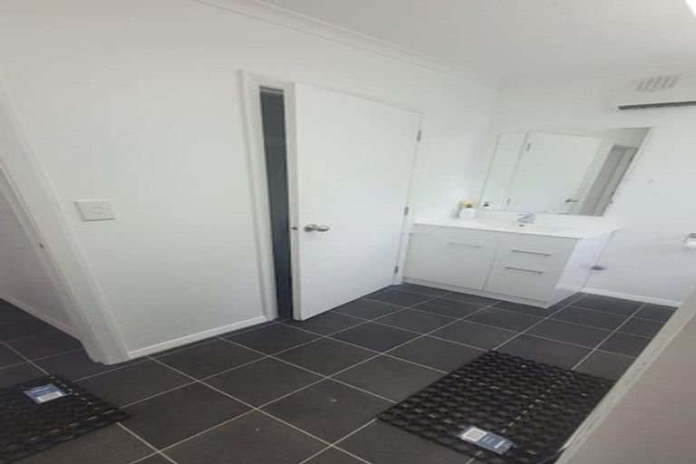 Photo of property in Silver Birch Court, 567-u1 High Street, Boulcott, Lower Hutt, 5010