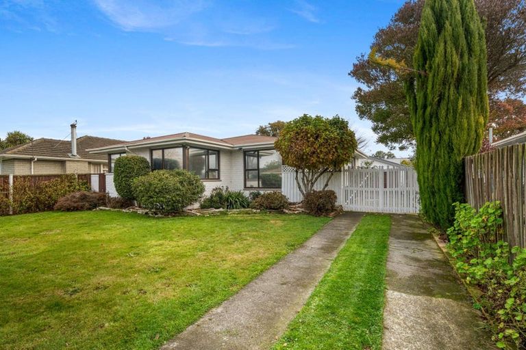 Photo of property in 34 Rowley Avenue, Hoon Hay, Christchurch, 8025