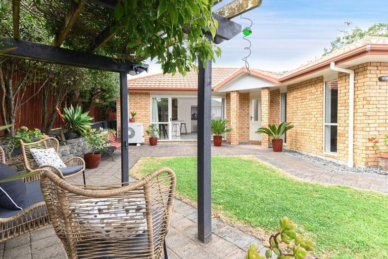 Photo of property in 56a Vodanovich Road, Te Atatu South, Auckland, 0610