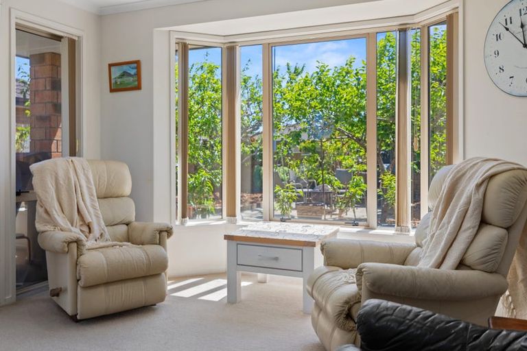 Photo of property in 120 Doncaster Drive, Papamoa Beach, Papamoa, 3118