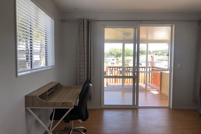 Photo of property in 29 Parker Avenue, New Lynn, Auckland, 0600