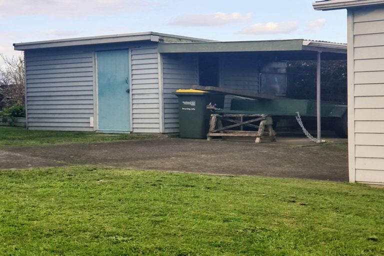 Photo of property in 10 Kaiwaka Road, Waiuku, 2123