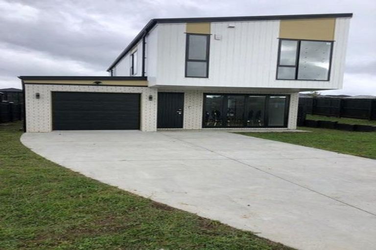 Photo of property in 1 Waipuke Street, Pokeno, 2472