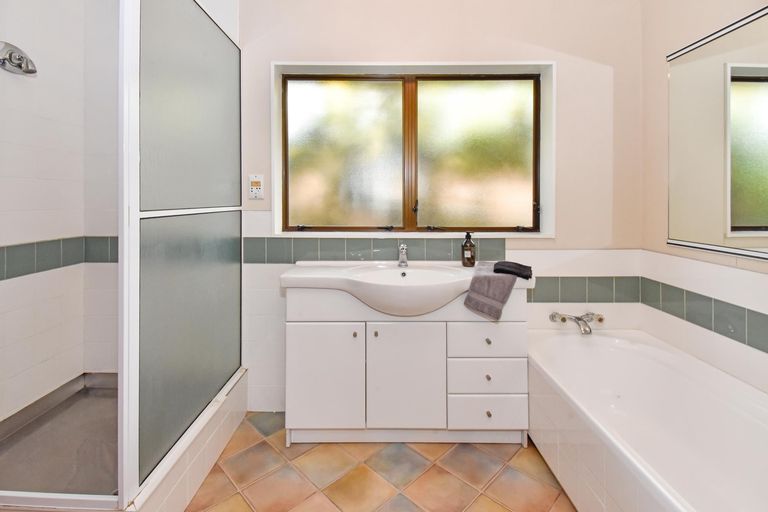 Photo of property in 16b Reidy Place, Pukekohe, 2120