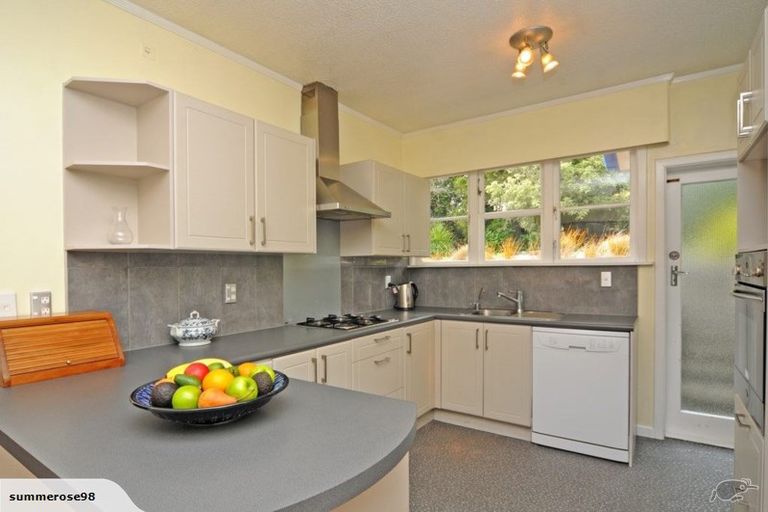 Photo of property in 20 Silverbirch Grove, Churton Park, Wellington, 6037