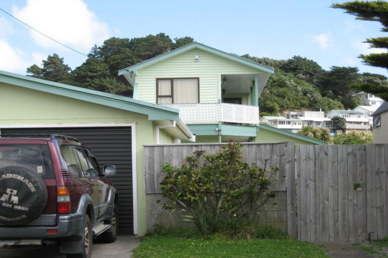 Photo of property in 54 Burnham Street, Seatoun, Wellington, 6022