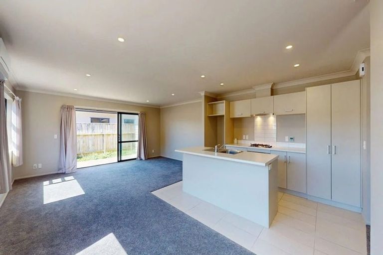 Photo of property in 27 Moonsail Drive, Whitby, Porirua, 5024