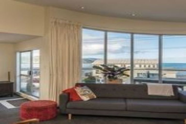 Photo of property in 96b Lyall Parade, Lyall Bay, Wellington, 6022