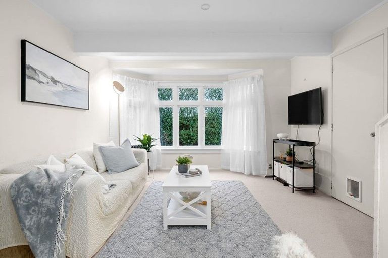 Photo of property in 21 Dinsdale Road, Dinsdale, Hamilton, 3204