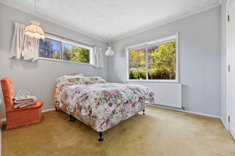 Photo of property in 10 Te Hepera Street, Waipahihi, Taupo, 3330