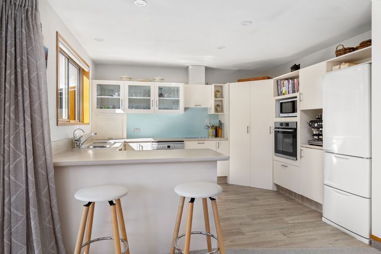 Photo of property in 23 Orchard Street, Clyde, 9330