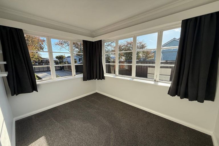Photo of property in 5 Queen Street, Brighton, Dunedin, 9035