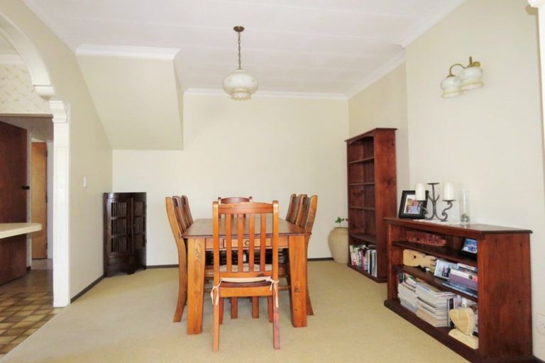 Photo of property in 54 Waihou Road, Levin, 5571