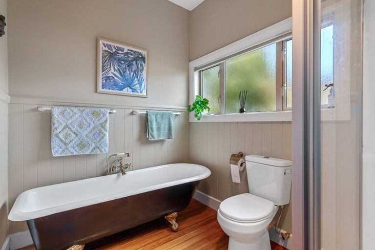 Photo of property in 2 Kenwyn Avenue, St Albans, Christchurch, 8052