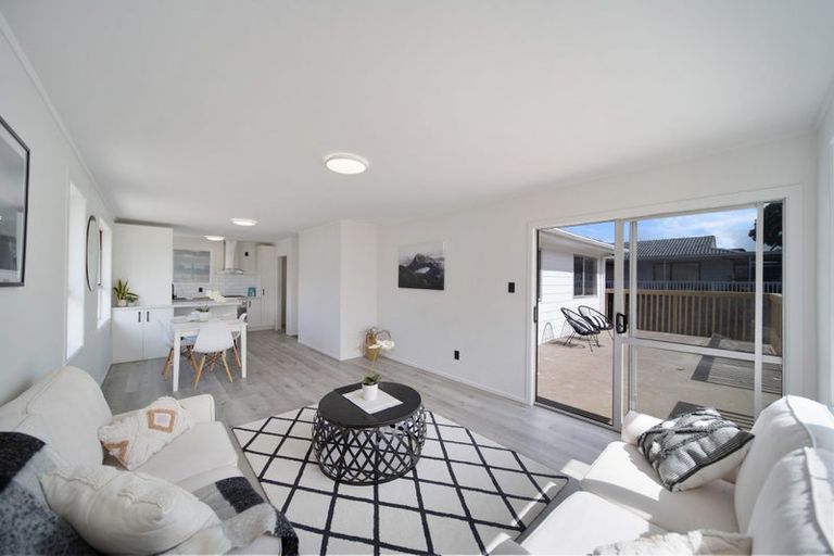 Photo of property in 5 Mikasa Place, Mangere, Auckland, 2022