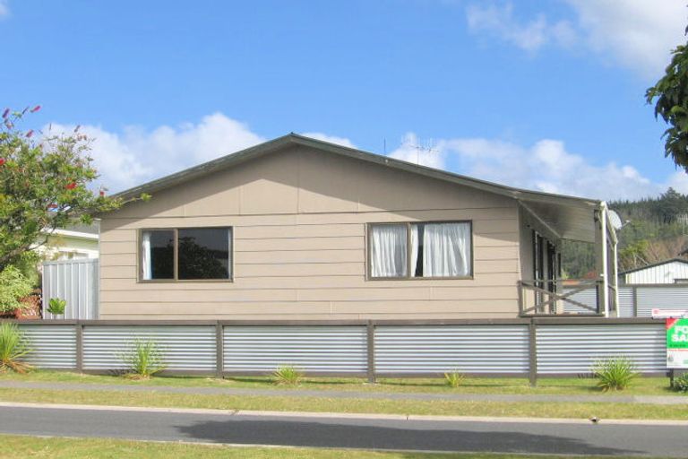 Photo of property in 305a Chartwell Avenue, Whangamata, 3620