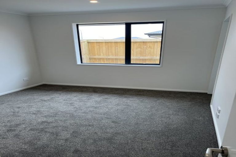 Photo of property in 5 Henshaw Street, Woodend, 7610