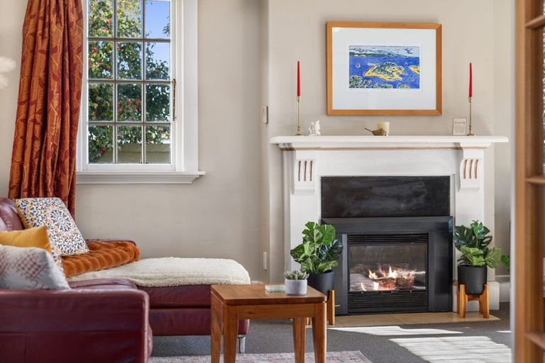 Photo of property in 2 Kenwyn Avenue, St Albans, Christchurch, 8052