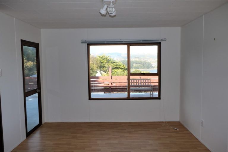 Photo of property in 10 Finn Place, Titahi Bay, Porirua, 5022