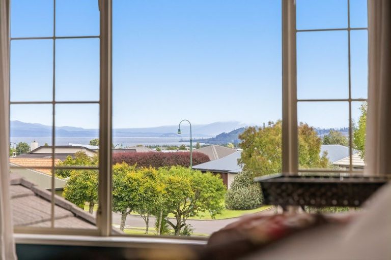 Photo of property in 11 Carpentras Way, Nukuhau, Taupo, 3330