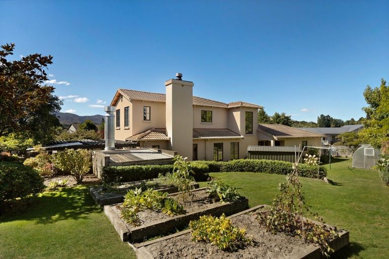 Photo of property in 17 Portree Drive, Lower Shotover, Queenstown, 9371
