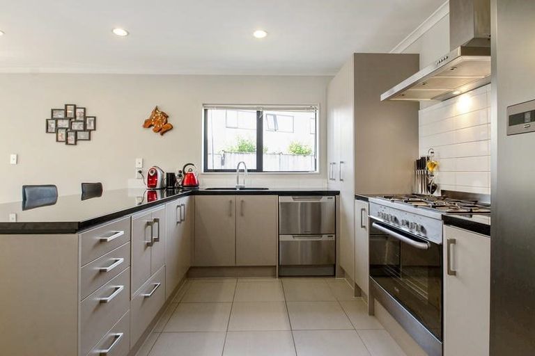 Photo of property in 3 Galora Close, Flat Bush, Auckland, 2019