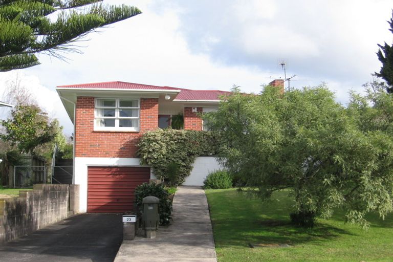 Photo of property in 23 Noall Street, Te Atatu Peninsula, Auckland, 0610