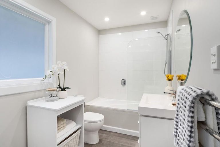 Photo of property in 43 Vivian Street, Burwood, Christchurch, 8083