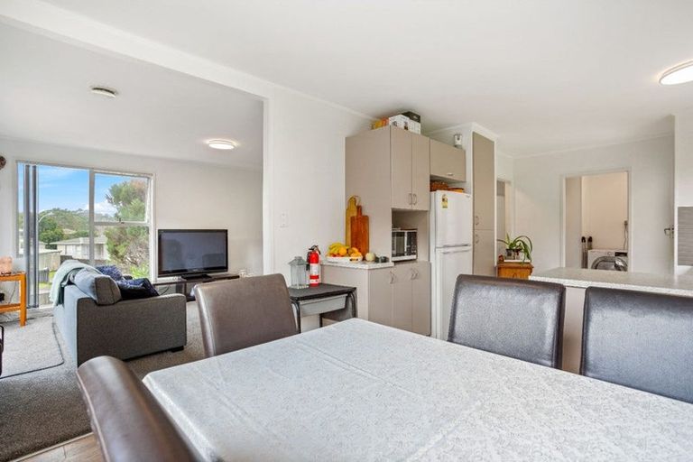 Photo of property in 44 Clyma Place, Massey, Auckland, 0614