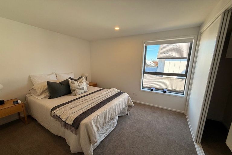 Photo of property in 112b Edgeware Road, St Albans, Christchurch, 8014