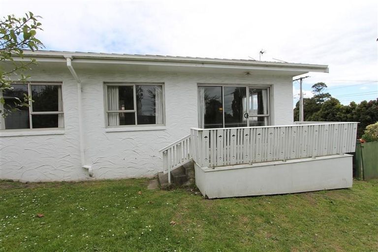 Photo of property in 1/138 Hutchinson Avenue, New Lynn, Auckland, 0600