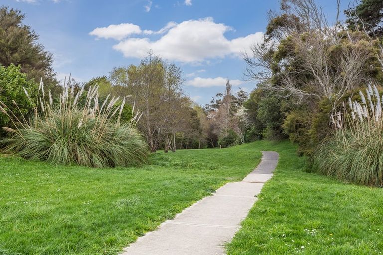 Photo of property in 1 Genoa Place, Whitby, Porirua, 5024