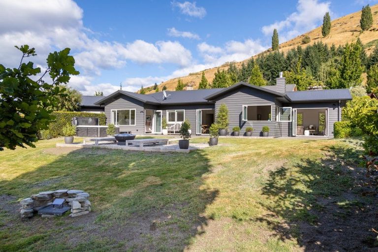 Photo of property in 45 Ferry Hill Drive, Lower Shotover, Queenstown, 9371
