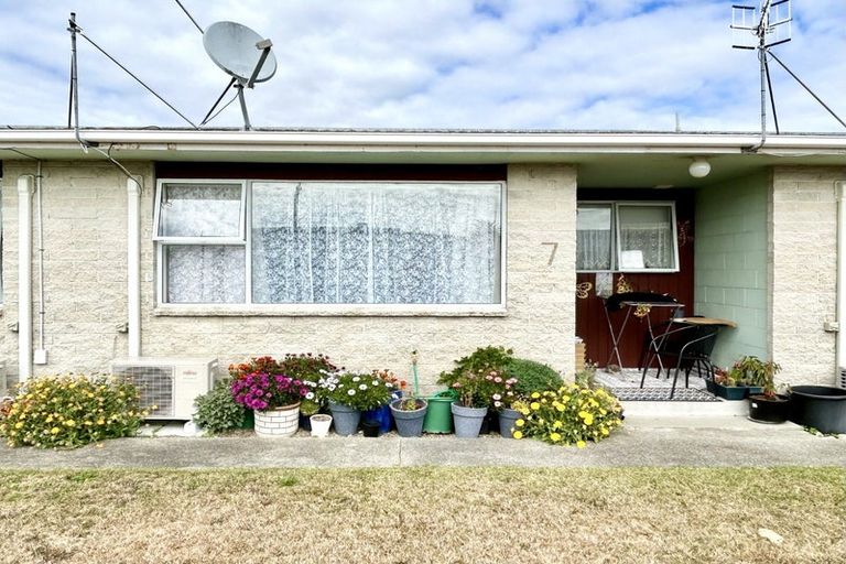 Photo of property in 44 Cambridge Street, Levin, 5510