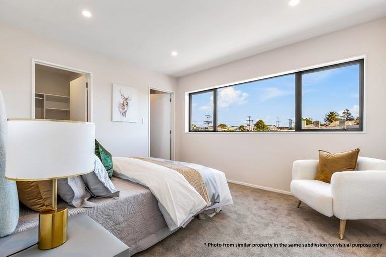 Photo of property in 47c Bruce Mclaren Road, Henderson, Auckland, 0612