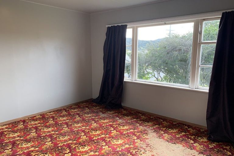 Photo of property in 2 Kim Street, Wainuiomata, Lower Hutt, 5014
