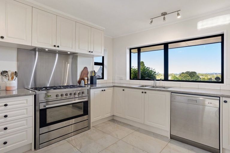 Photo of property in 5 Stirling Place, Dinsdale, Hamilton, 3204