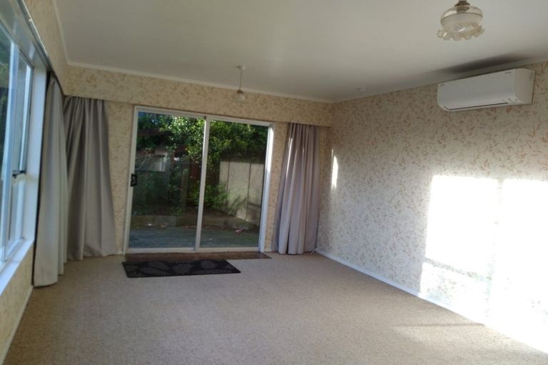 Photo of property in 85 Baylands Drive, Newlands, Wellington, 6037