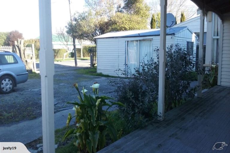 Photo of property in 77 Mathesons Road, Phillipstown, Christchurch, 8011